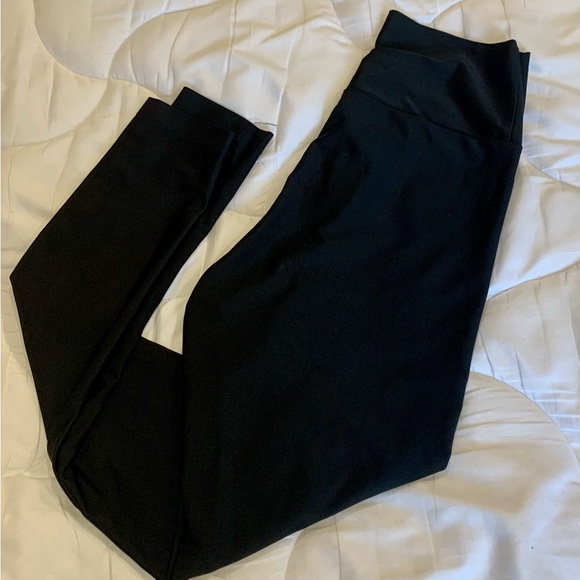 8 piece workout set, IVY PARK, Victoria’s Secret, kyoden, athletic works, etc - Picture 8 of 14